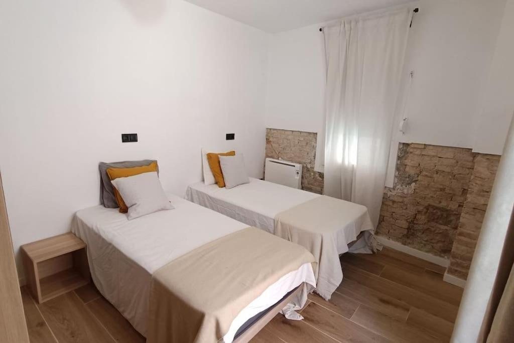 NUEVO Céntrico apartamento a 3 minutos del AVE Lleida Extérieur photo